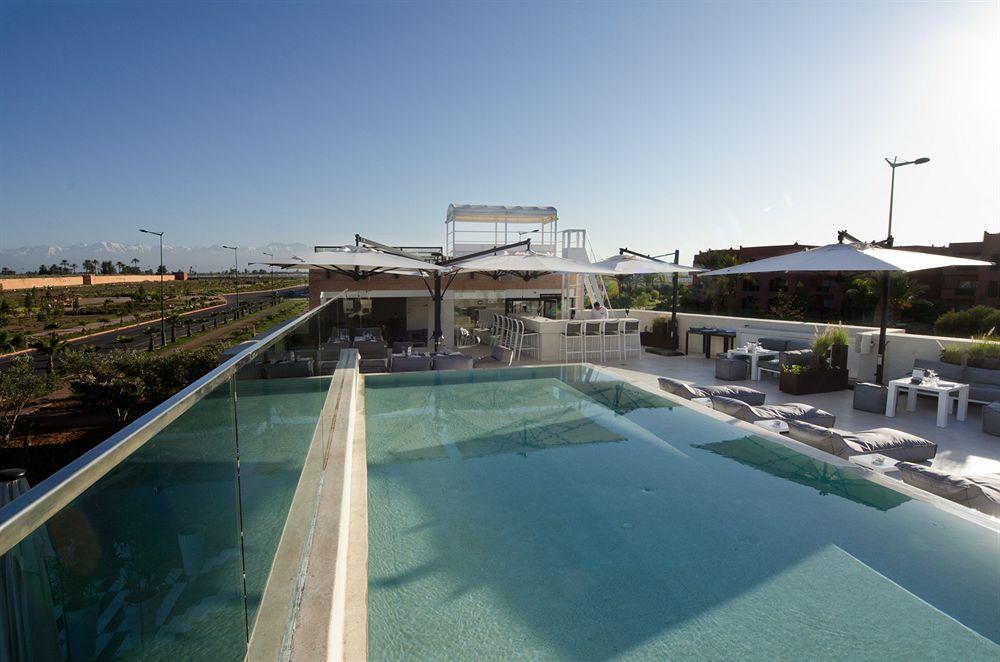 Cesar Resort & Spa Marrakesh Eksteriør billede The rooftop pool at the hotel